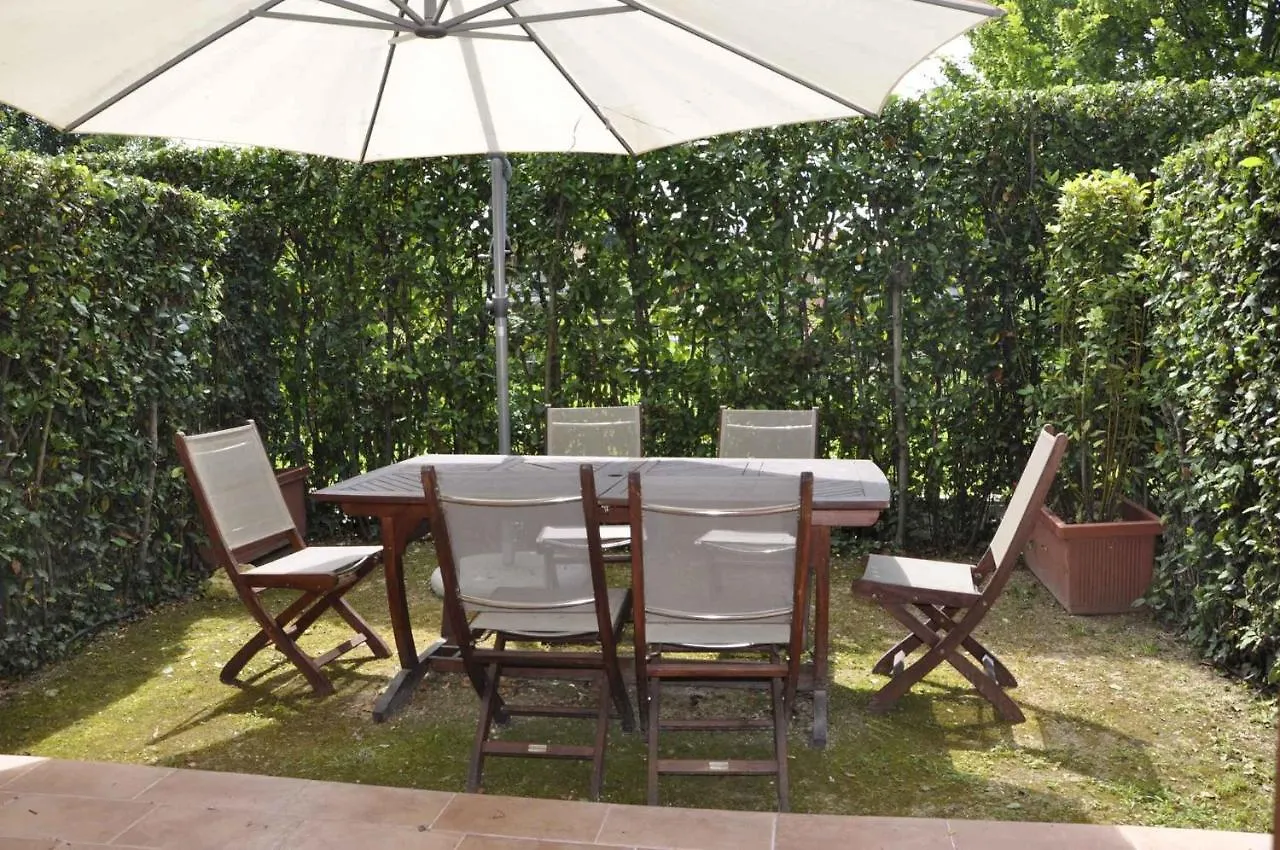 Apartments In Lazise - Gardasee 40839 Italy